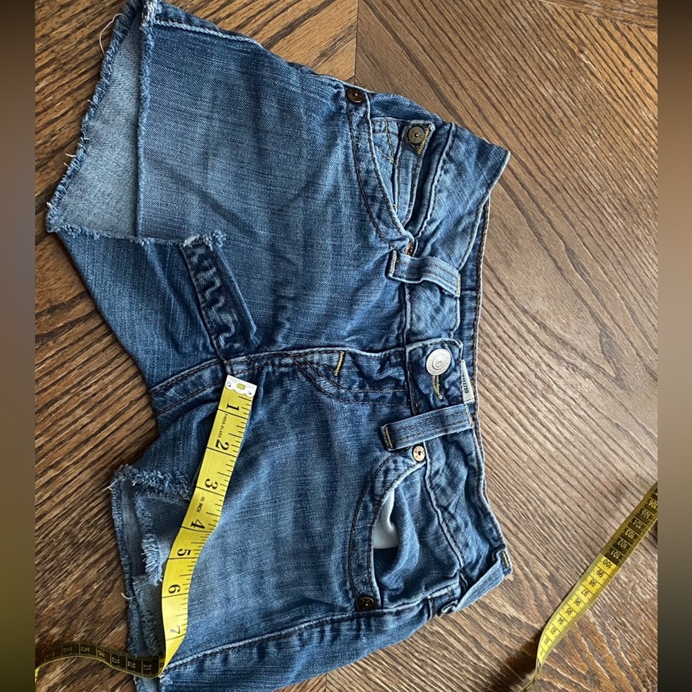 True Religion Pre-Owned Jean Shorts Size 25 “as is” - Picture 7 of 11